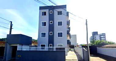 Apartamento com 2 Quartos e Garagem em Joinville/SC