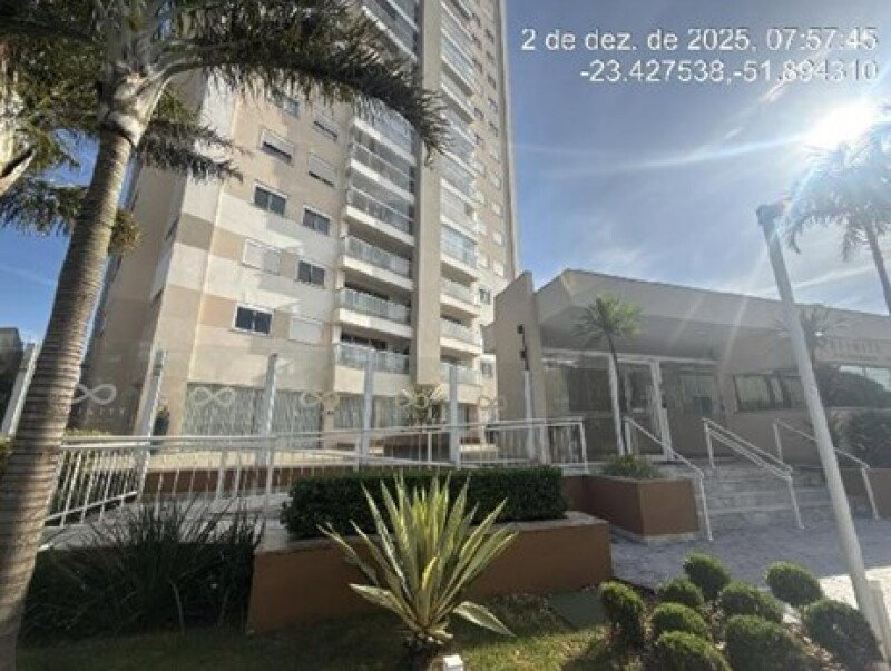 Apartamento com 2 vagas, 79,98m²