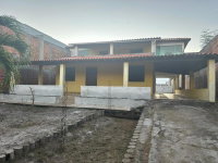 Casa em Camaçari/BA com 347,31 m²
