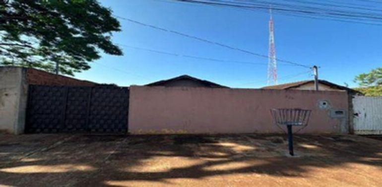 Casa 200m² Ocupada em Ponta Porã/MS