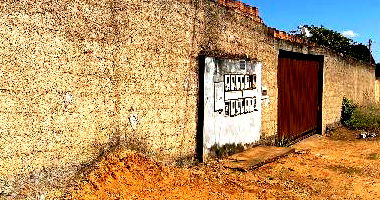 Casa com 2 Quartos e Varanda em Luziania-GO