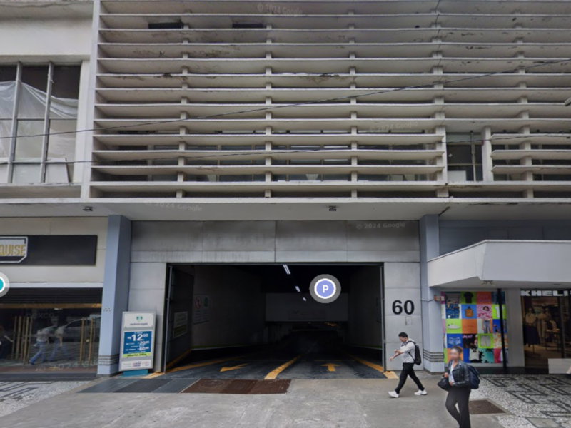Vaga de Garagem no Conjunto Nacional