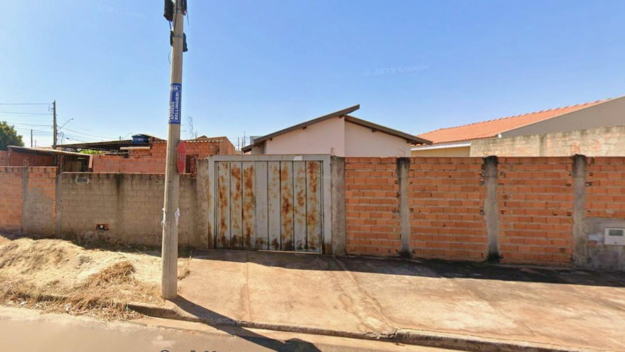 Casa com 2 quartos e 1 banheiro em Jaboticabal/SP