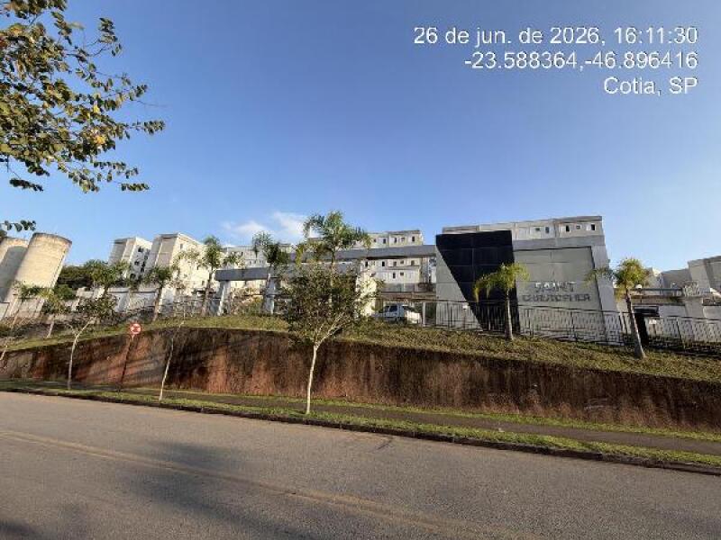 Apartamento com 2 Quartos e Vaga em Cotia/SP