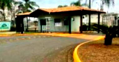 Casa no Condomínio San Marino com 300m² de terreno