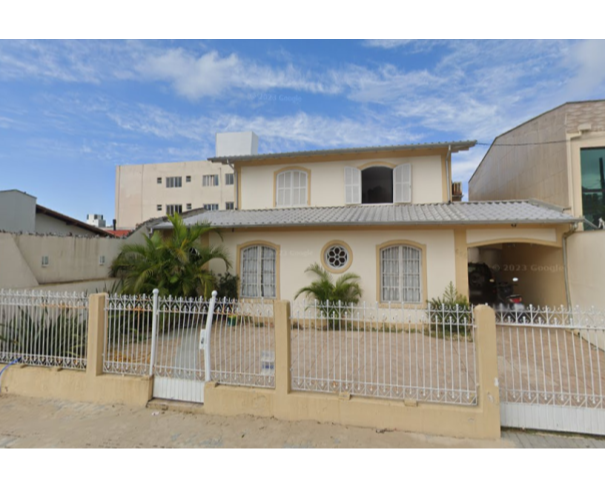 Casa em alvenaria 2 pavimentos 148,5m² construída, ocupada