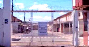 Apartamento em Valparaíso de Goiás/GO com 2 quartos