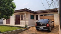 Casa padrão com 2 quartos e 1 vaga em Lagoa dos Três Cantos