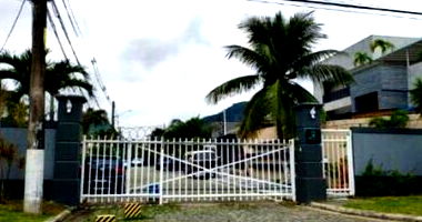 Casa em condomínio com 4 quartos em Vargem Pequena, Rio de Janeiro/RJ