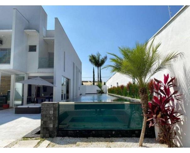 Casa em Condomínio com 378 m² - Votorantim - SP - Res. Villa Toscana
