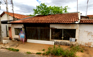 Casa com 2 quartos, 1 banheiro, 66,62m² construída, terreno 166,50m²