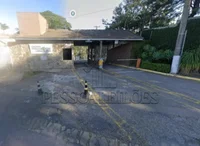 Casa Desocupada em Itatiba com 3 Quartos e 2 Banheiros