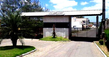 Casa aconchegante com 3 quartos, 1 banheiro e 453.67 m² construída, ocupada
