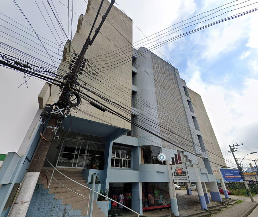 Sala Comercial 30m² Desocupada no Azambuja