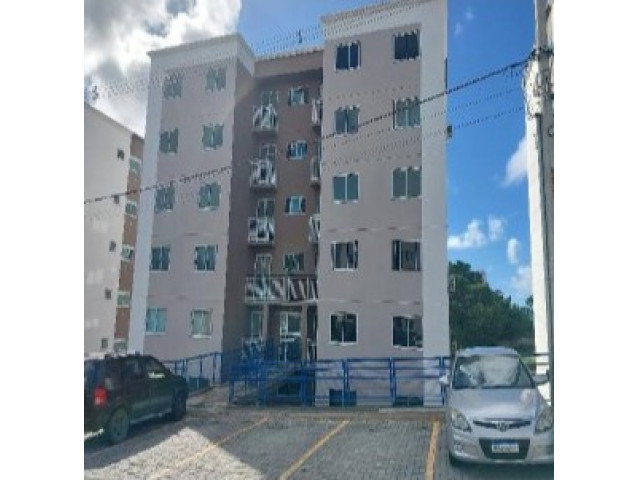 Apartamento com 2 quartos em Salvador