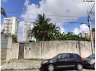 Casa com 3 suítes, piscina e espaço gourmet, 420,90m² construída