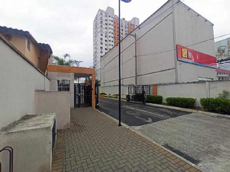 Apartamento com 2 quartos em Belford Roxo/RJ