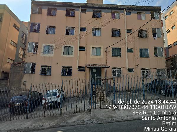 Apartamento 3 Quartos em Betim com Área Privativa