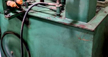 Maquinário Hidráulico Usado para Sucata - Necessita Reparos