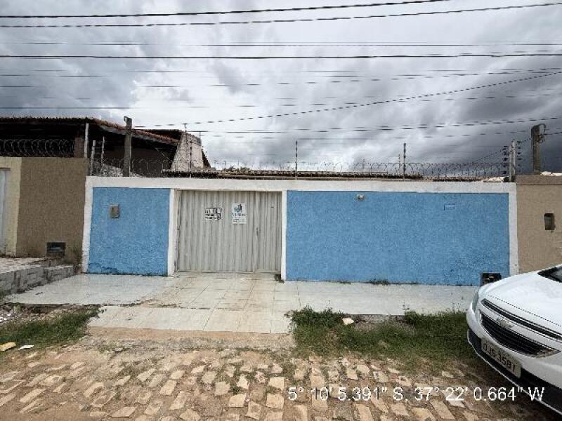 Casa com 2 quartos e 1 banheiro em Mossoró/RN - Área privativa de 51,73m²