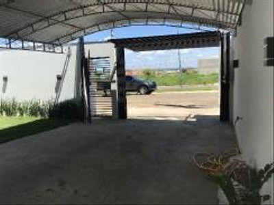 Casa residencial com 3 quartos, 102m², ocupada