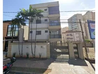 Apartamento em Leilão com 2 Quartos e 2 Vagas