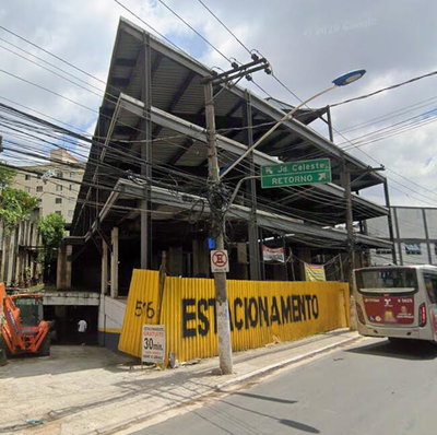 Galpão 2.000m² com 7.800m² de área construída -