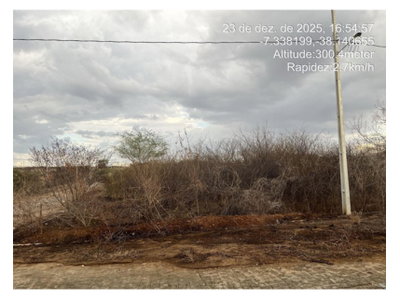 Terreno de 2.500 m²