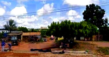 Terreno Urbano com Edificações e Comércio na BR-163, Santarém