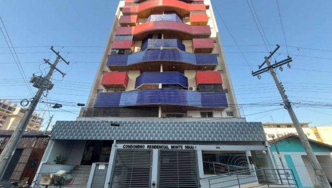 Cobertura duplex com 6 quartos e 6 banheiros, 267 m², ocupada