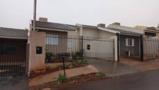 Casa em Condomínio com 3 quartos e 1 banheiro -