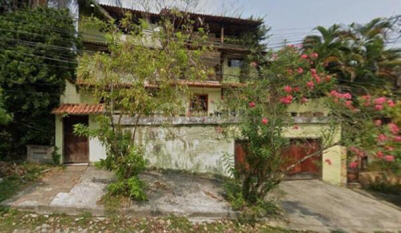 Casa com 7 quartos, 4 banheiros e 209m² em Niterói