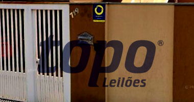 Casa com 3 quartos, 260m² de terreno, desocupada