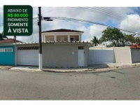 Casa de alto padrão com 425m² em Juquiá/SP - Ocupada