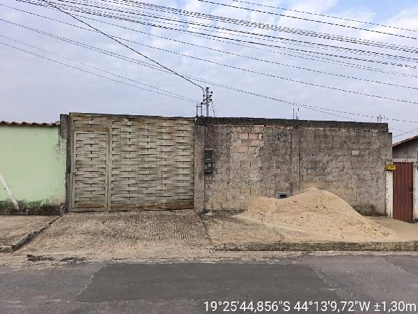 Terreno de 240m² com ótima localização e potencial de valorização