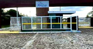 Terreno desocupado em condomínio com 450m² de área total