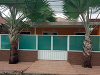 Casa em Condomínio Desocupada com 157 m²