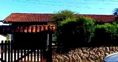 Casa em condomínio com 1 vaga e 414 m² de área construída