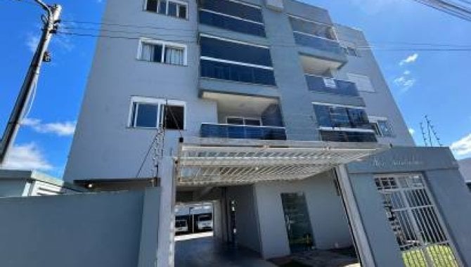 Apartamento Padrão com 1 Vaga em Caxias do Sul