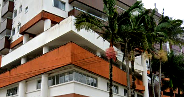 Apartamento 101 com 3 quartos, 2 banheiros e 91,37m² privativos