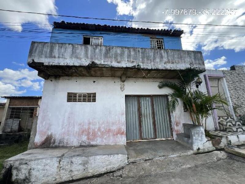 Casa com 2 Quartos em Chã de Alegria - Oportunidade de Investimento