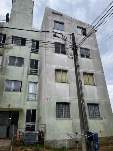 Apartamento 404 com 1 quarto, 1 banheiro, 53m², péssimas condições