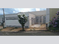 Casa Ocupada com 249.6m² de Área Construída em Marília, SP