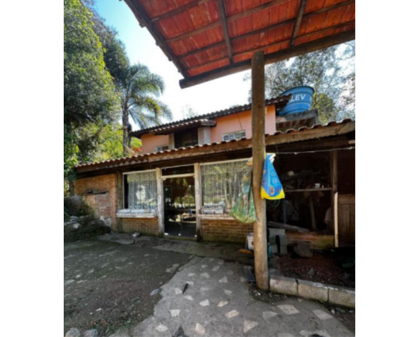 Casa Residencial em Mairiporã com 97,50m²