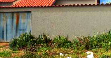 Casa com 2 quartos, 1 banheiro, 1 vaga e 80m² construída