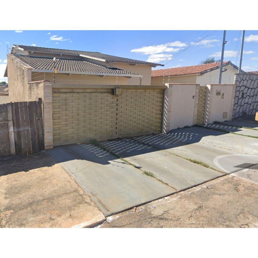 Casa com 2 Quartos e Suíte em Ipameri - Oportunidade Única!
