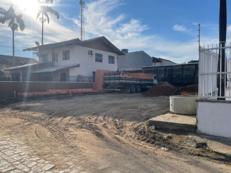 Terreno em Gravatá com 345m²