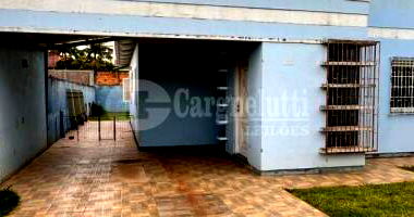 Terreno Urbano com Casa Residencial em Cruz Alta/RS