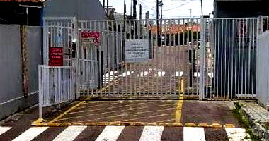 Casa com 2 quartos, 1 banheiro, vaga de garagem e 55m² privativos
