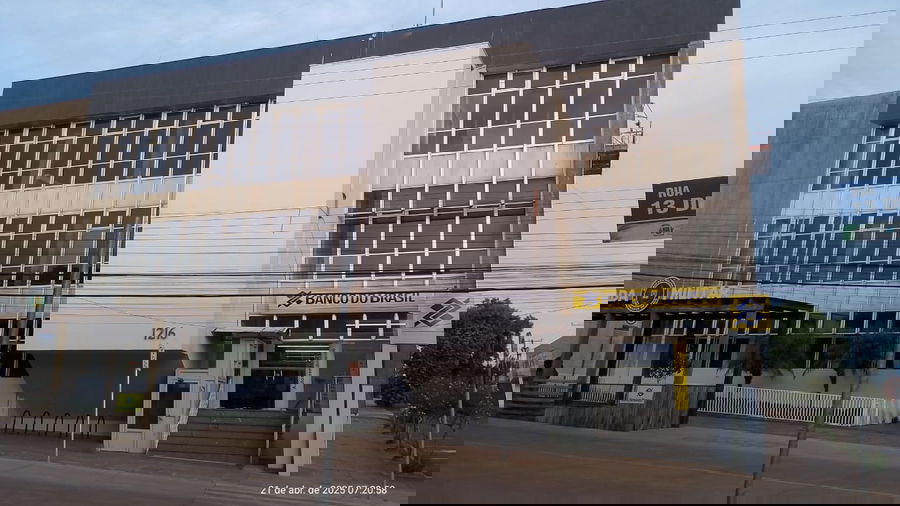 Prédio Comercial com 723m², 5 vagas, locado ao Banco do Brasil